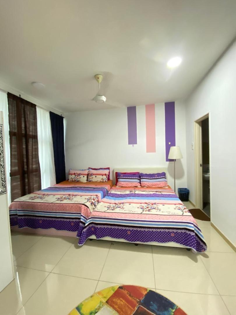 Vista Alam Roomstay Homestay Шах-Алам Екстер'єр фото