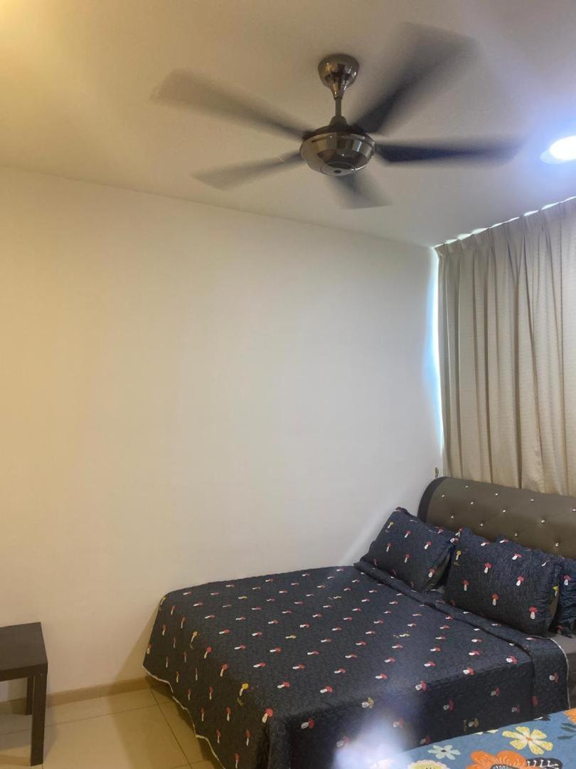 Vista Alam Roomstay Homestay Шах-Алам Екстер'єр фото